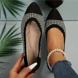 BRAND NEW CHARLES ALBERT RHINESTONE EMBELLISHMENTS POINTED TOE WOMEN'S F…